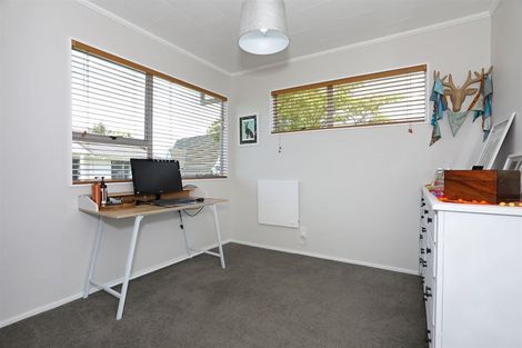 Photo of property in 3 Meads Place, Bulls, 4818