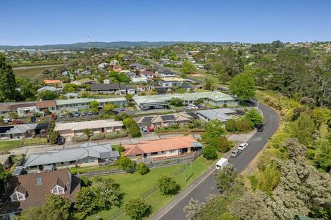 Photo of property in 169l Colwill Road, Massey, Auckland, 0614