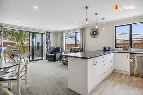 Photo of property in 35 Thorn Street, Caversham, Dunedin, 9012