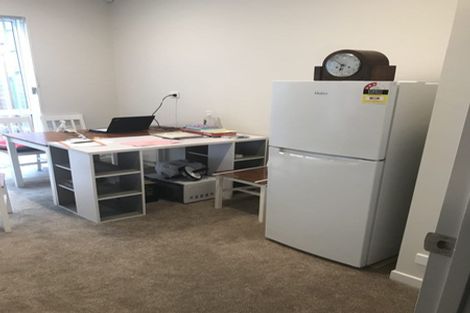 Photo of property in 76 Harrowglen Drive, Northcross, Auckland, 0630