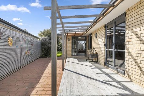 Photo of property in 4 Holdaway Street, Riversdale, Blenheim, 7201