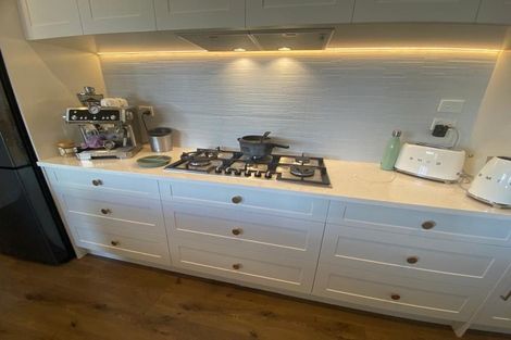 Photo of property in 8 Captain Rings Drive, Papakura, 2110