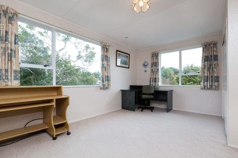 Photo of property in 2 Wayne Place, Ferndale, New Plymouth, 4310