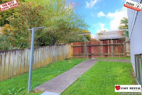 Photo of property in 16 Arde Place, Massey, Auckland, 0614