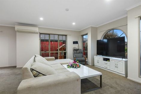 Photo of property in 99 Barrington Drive, Huntington, Hamilton, 3210