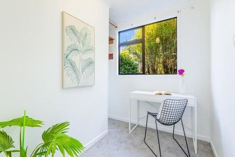 Photo of property in 30 County Road, Torbay, Auckland, 0630