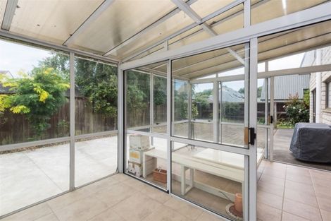 Photo of property in 11 Jamell Place, Avonhead, Christchurch, 8042