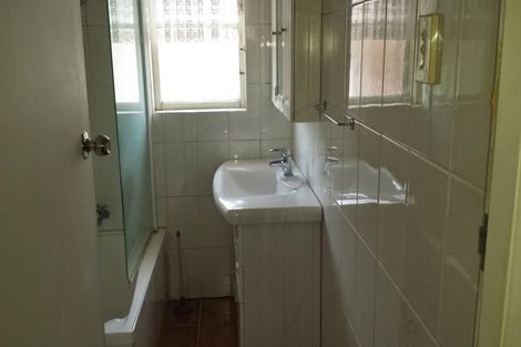 Photo of property in 1/15 Ballance Avenue, Papatoetoe, Auckland, 2104