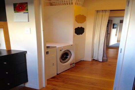 Photo of property in 8 Ocean View Terrace, Sumner, Christchurch, 8081