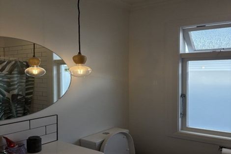 Photo of property in 111 Duchess Crescent, Mayfair, Hastings, 4122