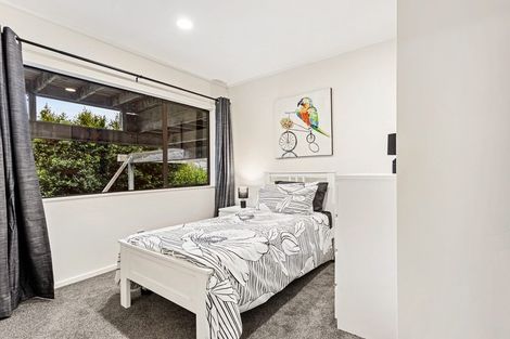 Photo of property in 9 Dee Place, Torbay, Auckland, 0630