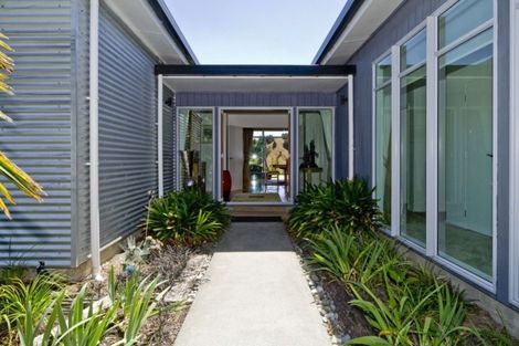 Photo of property in 210a Monowai Road, Wainui, Silverdale, 0994