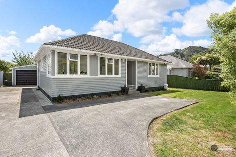 Photo of property in 11 Rimu Street, Naenae, Lower Hutt, 5011