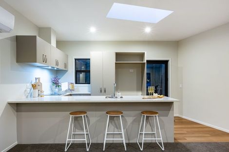 Photo of property in 4 Tradewinds Drive, Whitby, Porirua, 5024