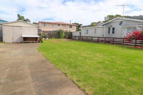 Photo of property in 12 Aputa Avenue, Te Puru, Thames, 3575