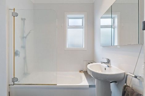 Photo of property in 309a Cambridge Road, Hillcrest, Hamilton, 3216