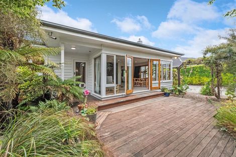 Photo of property in 8 Philpotts Road, Mairehau, Christchurch, 8052