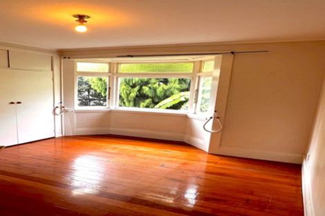 Photo of property in 2 Keystone Avenue, Mount Roskill, Auckland, 1041