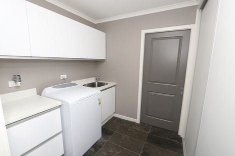 Photo of property in 9 Whiteoak Grove, Tinwald, Ashburton, 7700