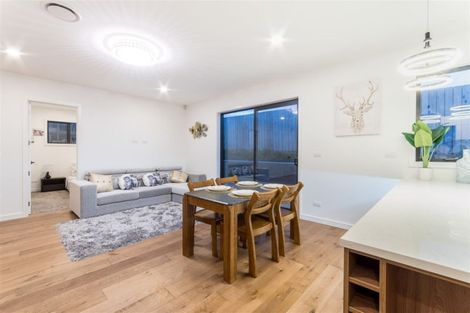 Photo of property in 5 Bight Road, Long Bay, Auckland, 0630