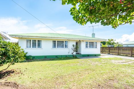 Photo of property in 215 Lytton Road, Elgin, Gisborne, 4010