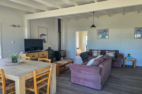 Photo of property in 213 Pukehina Parade, Pukehina, 3189