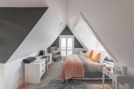 Photo of property in 219 Marine Drive, Lowry Bay, Lower Hutt, 5013