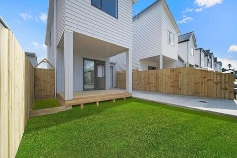 Photo of property in 9 Farranfore Road, Opaheke, Papakura, 2113