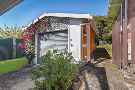 Photo of property in 54 Island View Road, Western Heights, Rotorua, 3015