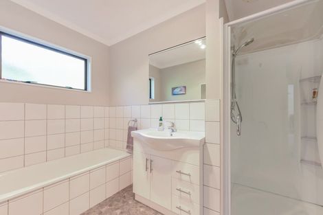 Photo of property in 7 Matai Place, Waikawa, Picton, 7220