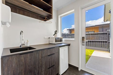 Photo of property in 2 Buddle Road, Paerata, 2124