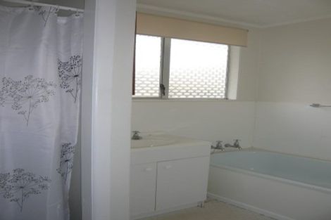 Photo of property in 2 Hatea Place, Dinsdale, Hamilton, 3204