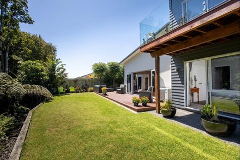 Photo of property in 398 Mangorei Road, Highlands Park, New Plymouth, 4312