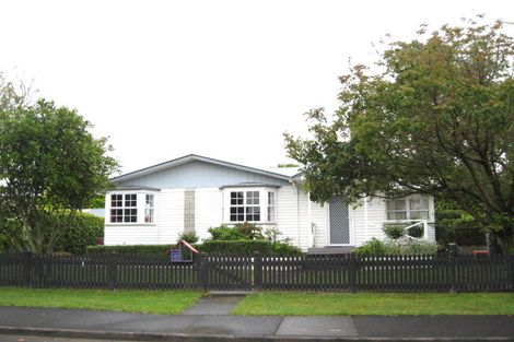 Photo of property in 62 Chichester Drive, Rosehill, Papakura, 2113