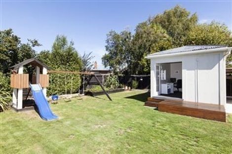Photo of property in 40 Mcfaddens Road, St Albans, Christchurch, 8052