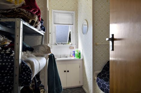 Photo of property in 56 Victoria Street, Patea, 4520