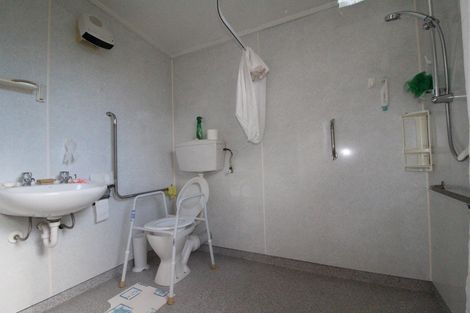 Photo of property in 2 Sussex Street, Mossburn, 9792