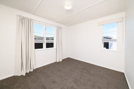 Photo of property in 34 Clyde Crescent, Roslyn, Palmerston North, 4414