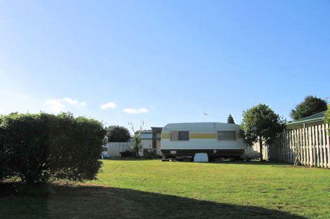 Photo of property in 4 Martin Place, Cooks Beach, Whitianga, 3591