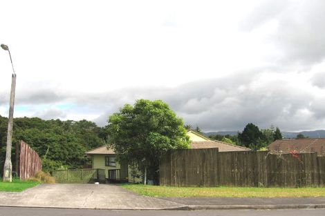 Photo of property in 10 Sungrove Rise, Sunnyvale, Auckland, 0612