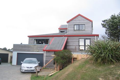 Photo of property in 153 Broderick Road, Johnsonville, Wellington, 6037