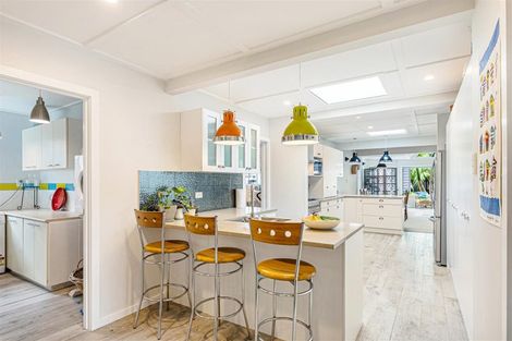 Photo of property in 46 The Circle, Manly, Whangaparaoa, 0930