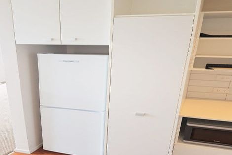 Photo of property in Trinity Apartments, 406/19 College Street, Te Aro, Wellington, 6011