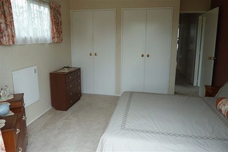 Photo of property in 2 Harris Place, Ngatea, 3503