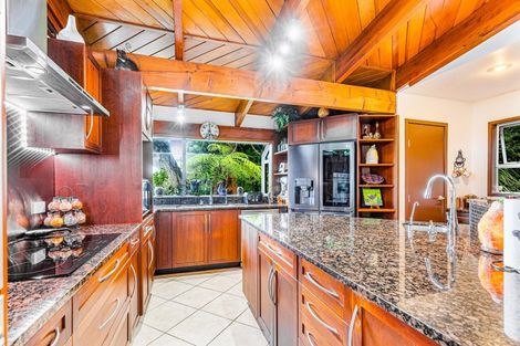 Photo of property in 834 West Coast Road, Waiatarua, Auckland, 0604