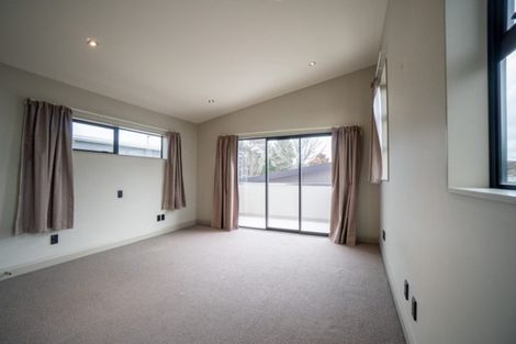 Photo of property in 430 College Street, Hokowhitu, Palmerston North, 4410