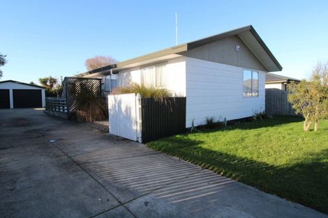 Photo of property in 8 Peckham Lane, Woolston, Christchurch, 8062