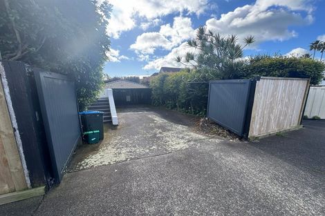 Photo of property in 2/32 Doment Crescent, Orewa, 0931