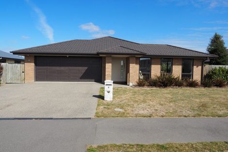 Photo of property in 6 Andesite Drive, Rolleston, 7614