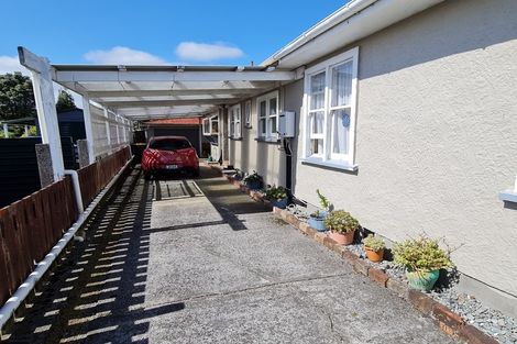 Photo of property in 84 Wakefield Street, Westport, 7825